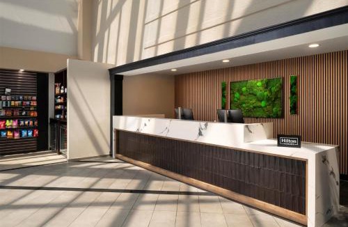 North Chesterfield Hotel | DoubleTree by Hilton Richmond - Midlothian