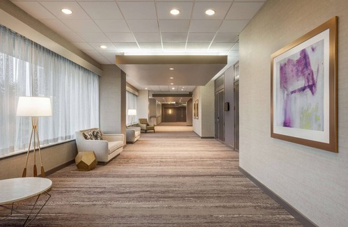 St. Paul Hotel | DoubleTree by Hilton St. Paul East