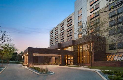 St. Paul Hotel | DoubleTree by Hilton St. Paul, MN
