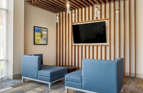 Summerville Hotel | DoubleTree by Hilton Summerville Nexton
