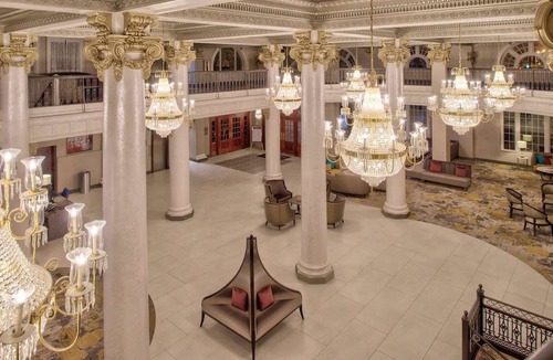 Utica Hotel | DoubleTree by Hilton Hotel Utica