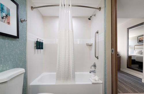 Northeast Virginia Beach Hotel | DoubleTree by Hilton Virginia Beach