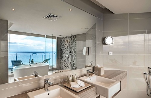 Tanjung Bungah Resort | DoubleTree Resort by Hilton Hotel Penang