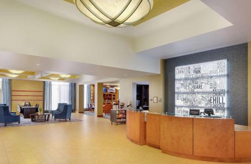 Sandston Hotel | DoubleTree Richmond Airport
