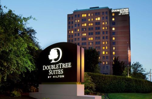Allston Hotel | DoubleTree Suites by Hilton Hotel Boston - Cambridge