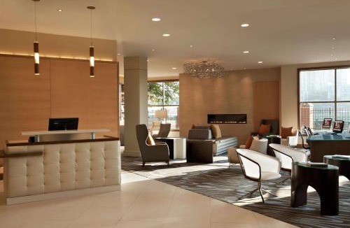 Allston Hotel | DoubleTree Suites by Hilton Hotel Boston - Cambridge