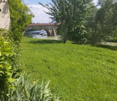 Verdun-sur-le-Doubs Apartment | Doubs séjour Studio4