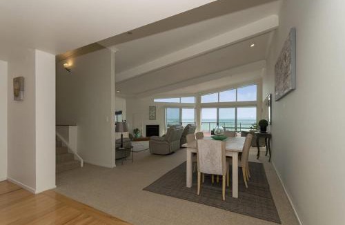 Coopers Beach Apartment | Doubtless Bay Retreat