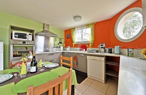 Rosieres Apartment | Douceur Di'vignes - Appt avec piscine