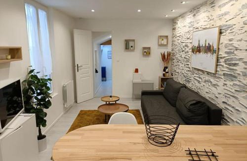Madeleine - Saint-Leonard Apartment | Douceurs Angevine