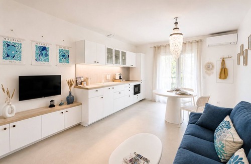 Lattes Apartment | Douc’Évasion A Chic Seaside Atmosphere