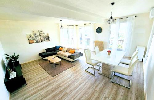 Moulin a Vent Apartment | Doudoute premium home