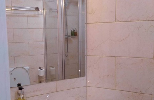 Clydebank Hotel | Douglas Hotel