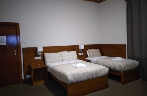 Clydebank Hotel | Douglas Hotel