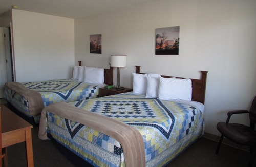 Blue Ridge Hotel | Douglas Inn & Suites
