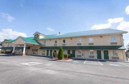 Cleveland Hotel | Douglas Inn & Suites