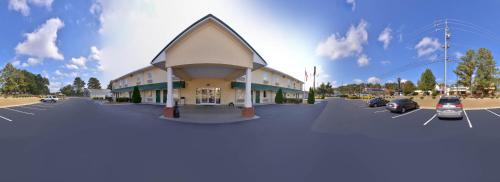 Cleveland Hotel | Douglas Inn & Suites