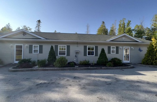 Saint John House | Douglas Lake Paradise (A)