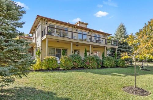 Douglas House | Douglas Retreat