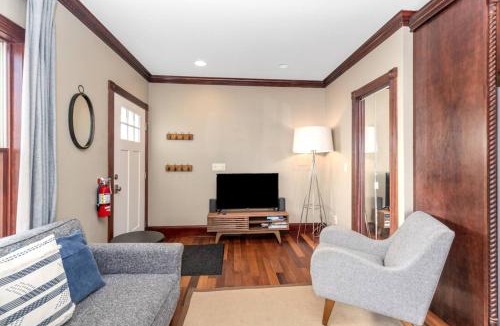 Douglas House | Douglas Retreat