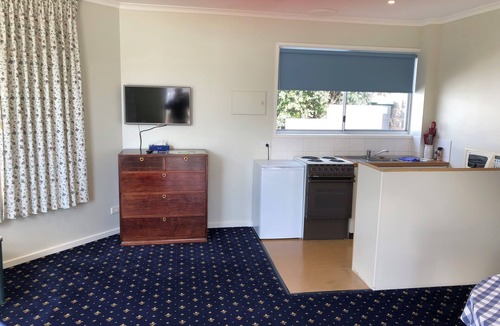 Port Fairy Apartment | Douglas Riverside