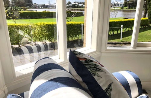 Port Fairy Apartment | Douglas Riverside