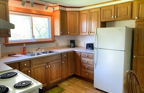 Pulaski House | Douglaston Salmon Run - Deer Run Lodge