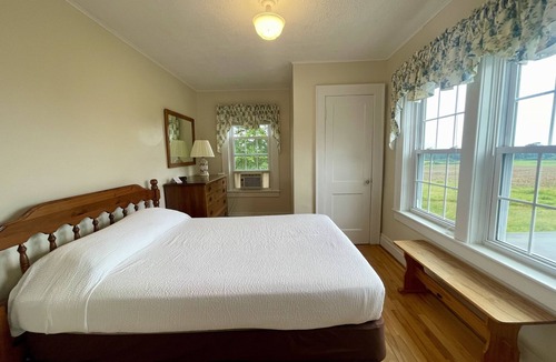 Pulaski Cabin | Douglaston Salmon Run - Salmon Run Lodge