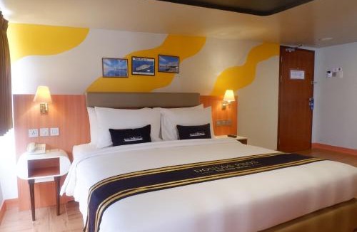 Sebung Hotel | Doulos Phos The Ship Hotel