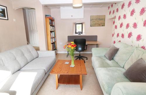 Clowne House | Dove Cottage