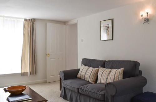 Callington House | Dove Cottage