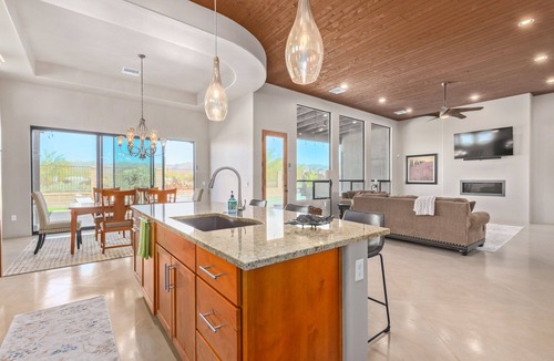 Dove Mountain House | Dove Mountain oasis
