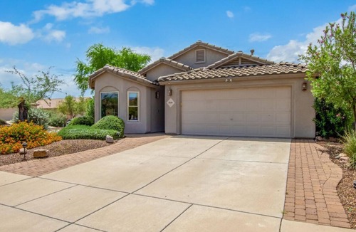 Dove Mountain House | Dove Mtn home in nice neighborhood with pool. Close to golf, trails and dining