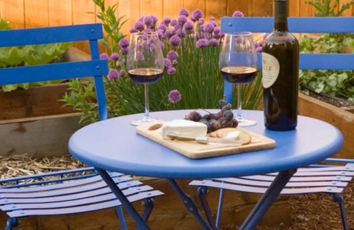 Port Townsend Apartment | Dove's Perch, An efficiency Studio at Robin's Nest Inn