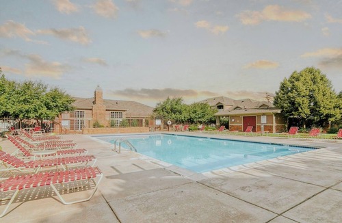 Englewood Apartment | Dove Valley Den-Quiet 2 bedroom condo