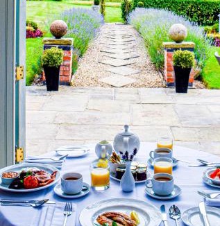 Derbyshire Hotel | Dovecliff Hall Hotel