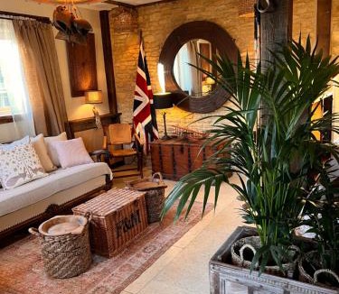 Churchill Apartment | Dovecote Cotswold Cottages