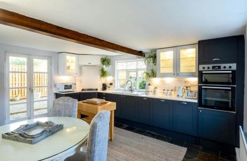 Loughborough House | Dovecote Farmhouse