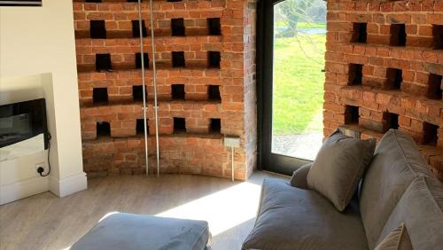 Frampton House | Dovecote