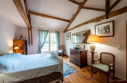 Castera-Verduzan House | Dovecote in the quiet Gers countryside, heated swimming pool