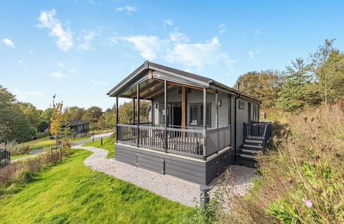 Newton Grange Ski Chalet | Dovedale Premier Lodge