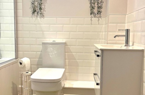 Dover Apartment | Dover Docks Modern Apartments