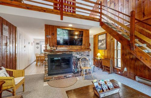 West Dover Apartment | Dover Green 15F