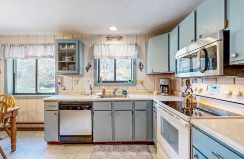 West Dover Apartment | Dover Green 15F