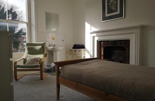 Dover House | Dover Town Rooms - Short Lets & Serviced Accommodation - Dover