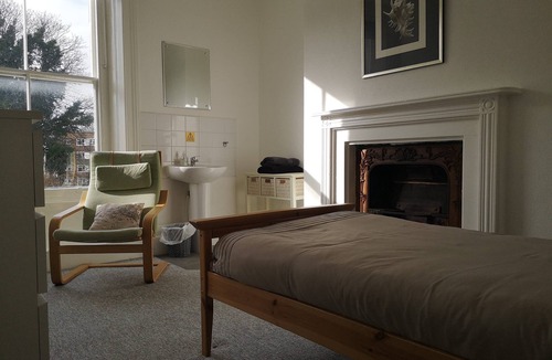 Dover House | Dover Town Rooms (Single Room 5)