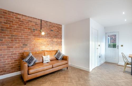 Ashbourne House | Doves Nest