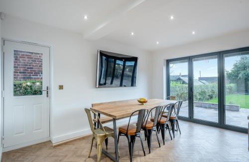 Ashbourne House | Doves Nest