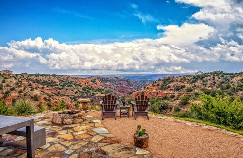Canyon Apartment | Doves Rest Cabins - Fortress, on the West Rim