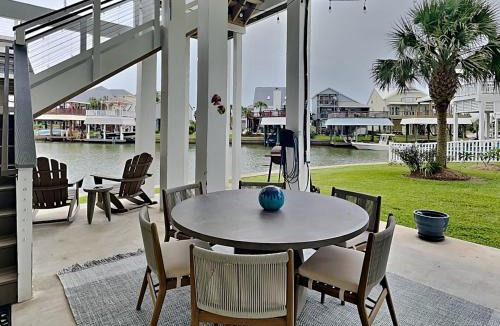 Isla Del Sol House | Down by the Bay